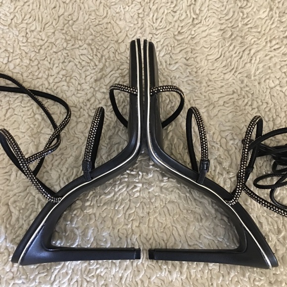 Steve Madden - Picture 5 of 11